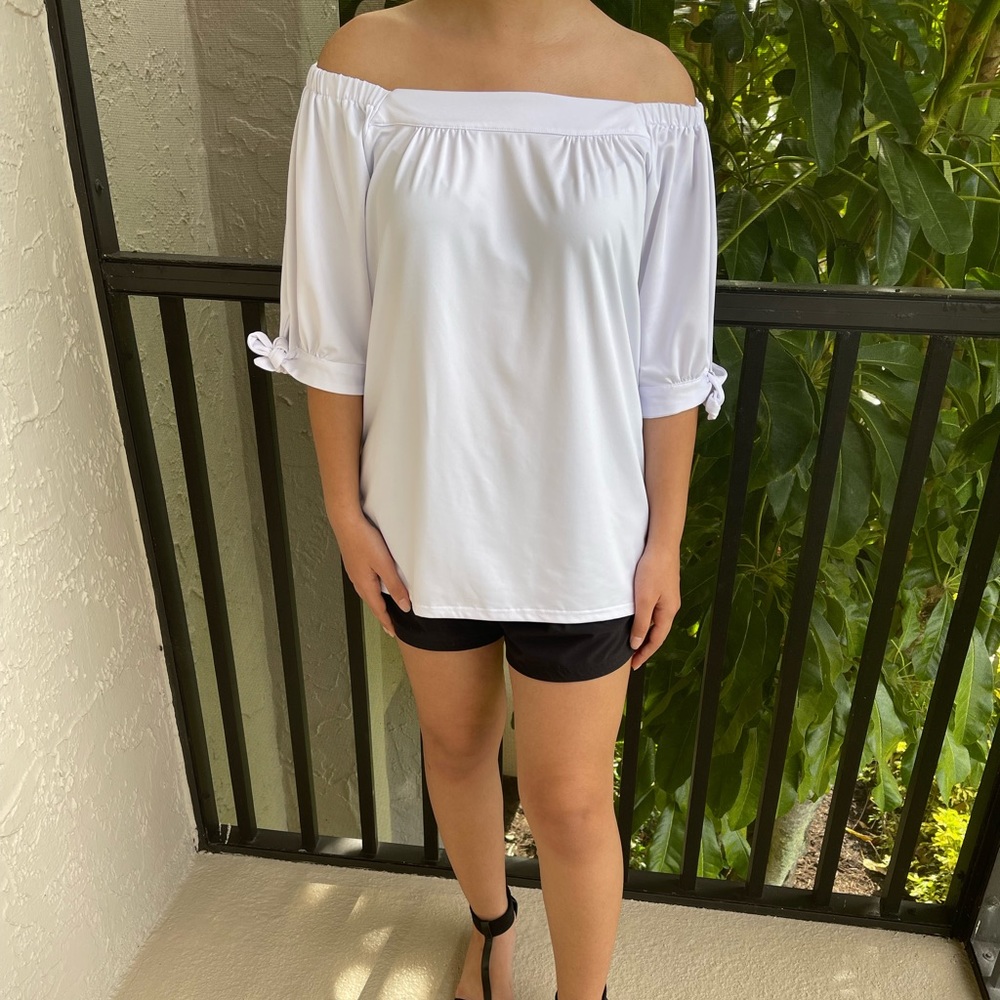 White stretchy top